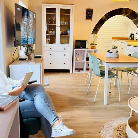 Semesterbostad Charming By Ponta Negra Azores Altares